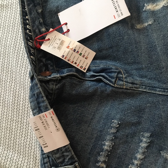 Cotton On Distressed Straight Cut Jeans - Picture 2 of 2